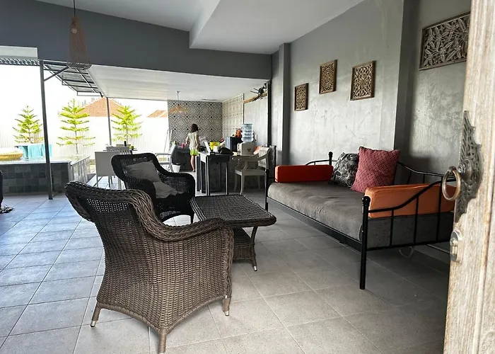 Villa Kayu Tulang